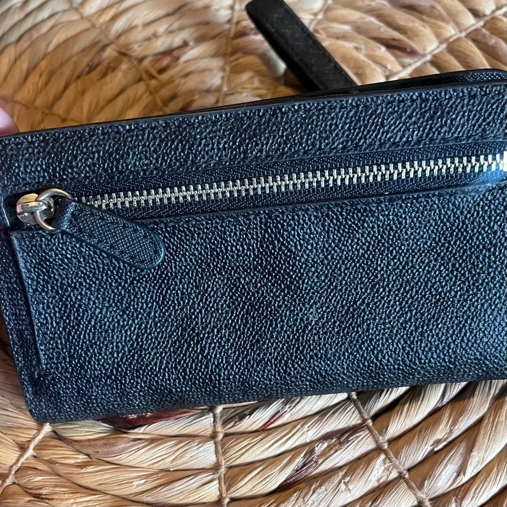 Michael Kors Black Saffiano Leather Wristlet Wallet Zip Snap MK Logo